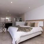 Bella Tamaide