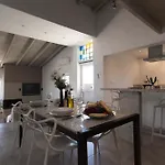 Bella Villa